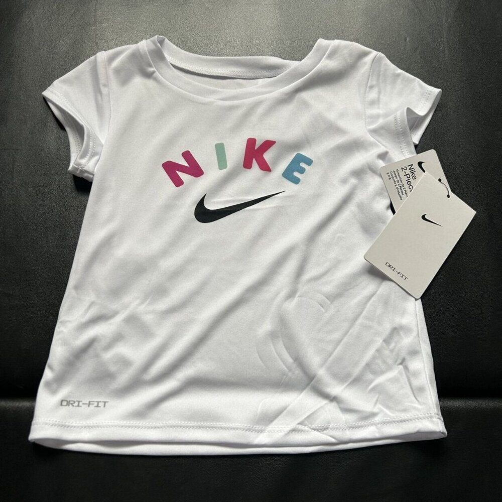 NWT Nike Athletic Set Girls Size 2T - Picture 2 of 3